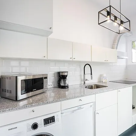 דירה Guestready - Peaceful With A Private Backyard *