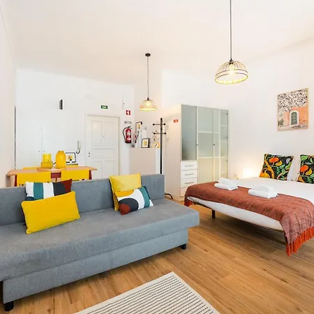 아파트 Guestready - Peaceful With A Private Backyard 포르투