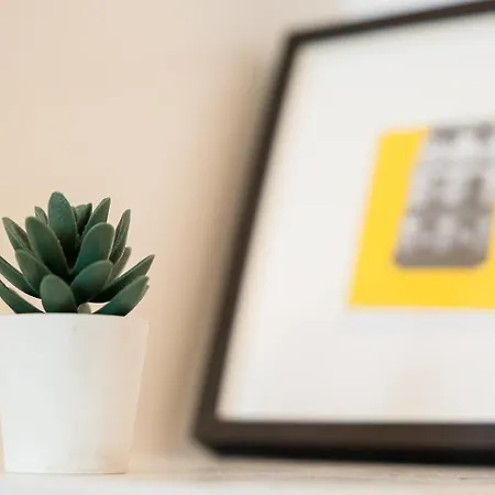 Guestready - Peaceful With A Private Backyard شقة *