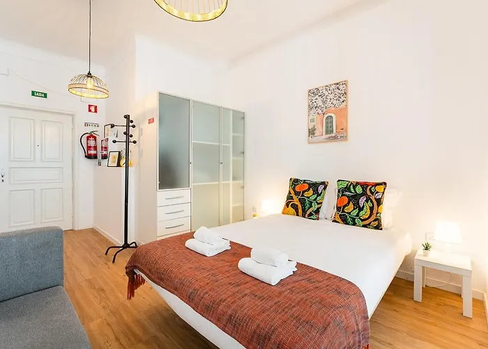 Guestready - Peaceful With A Private Backyard Apartament