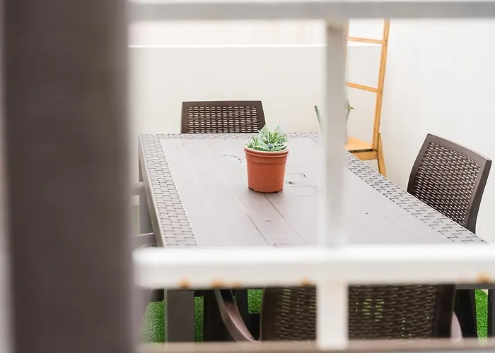 Apartament Guestready - Peaceful With A Private Backyard